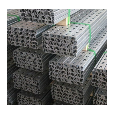 kaufen 3 Zoll leichter Kohlenstoffstahl C-Kanal Schlitze Hot Dip Galvanized Strut Perforated Metal online manufacture